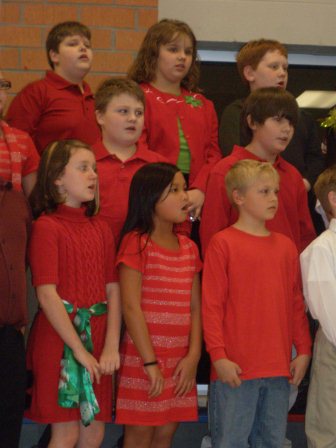Kasen in the school chorus